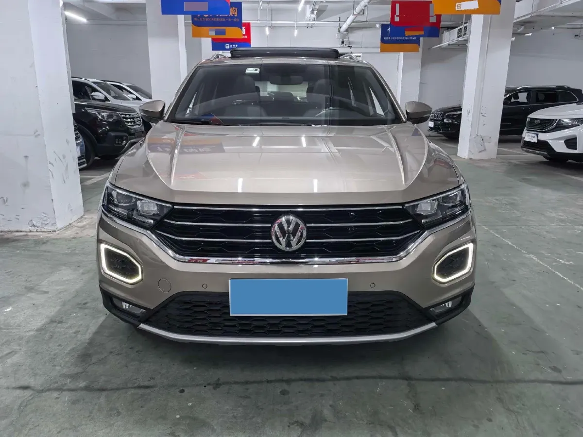 2019 Volkswagen T-Roc 1.4T 150HP L4 7DCT,autocango,china used car exporter,china ev exporter,chinese used car exporter,chinese used ev exporter