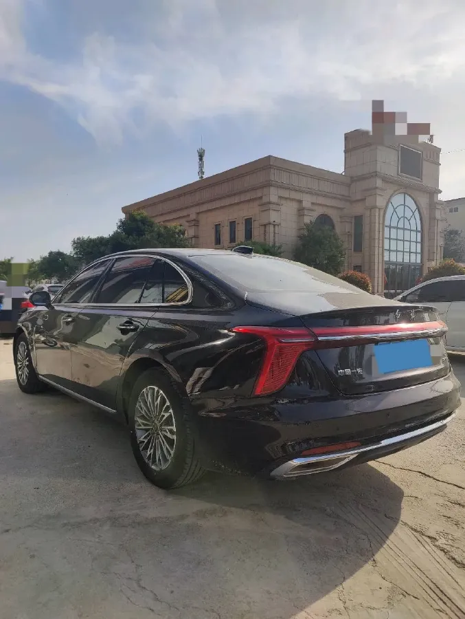 2024 HongQi H5 1.5T 169HP L4 7DCT,autocango,china used car exporter,china ev exporter,chinese used car exporter,chinese used ev exporter