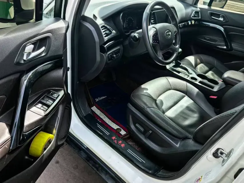 2017 GAC Trumpchi GS4 1.5T 152HP L4 6AT,autocango,china used car exporter,china ev exporter,chinese used car exporter,chinese used ev exporter