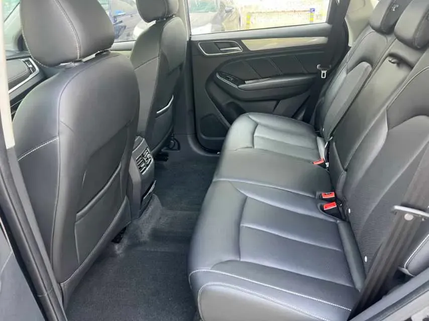 2018 Roewe RX5 1.5T 169HP L4 7DCT,autocango,china used car exporter,china ev exporter,chinese used car exporter,chinese used ev exporter