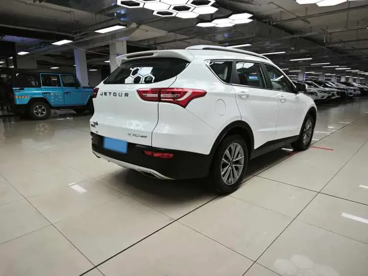 2018 Jetour X70 1.5T 147HP L4 5MT,autocango,china used car exporter,china ev exporter,chinese used car exporter,chinese used ev exporter
