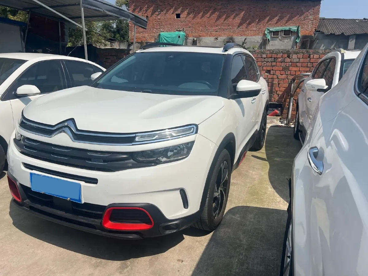 2019 Citroen C5 Aircross 1.6T 167HP L4 6AT,autocango,china used car exporter,china ev exporter,chinese used car exporter,chinese used ev exporter