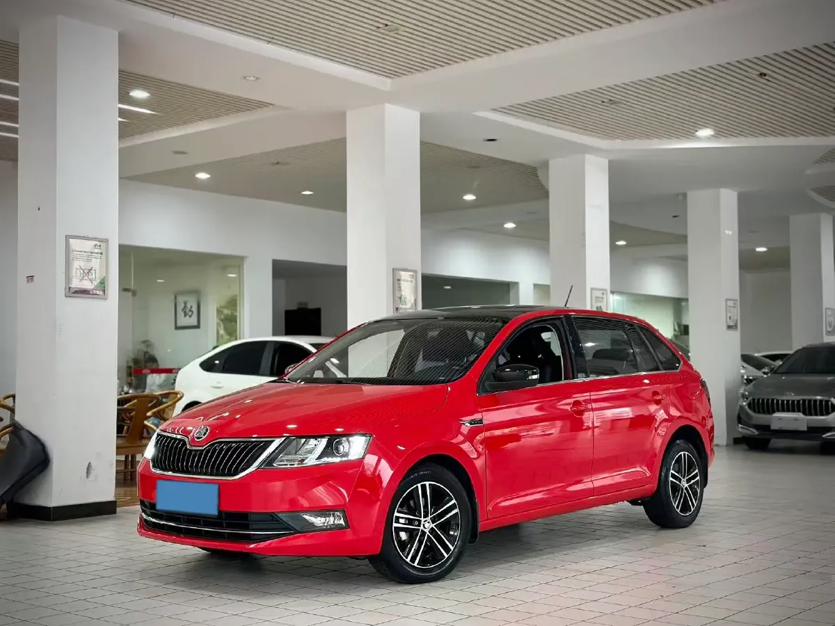 2019 Skoda Rapid Spaceback 1.5L 110HP L4 6AT,autocango,china used car exporter,china ev exporter,chinese used car exporter,chinese used ev exporter