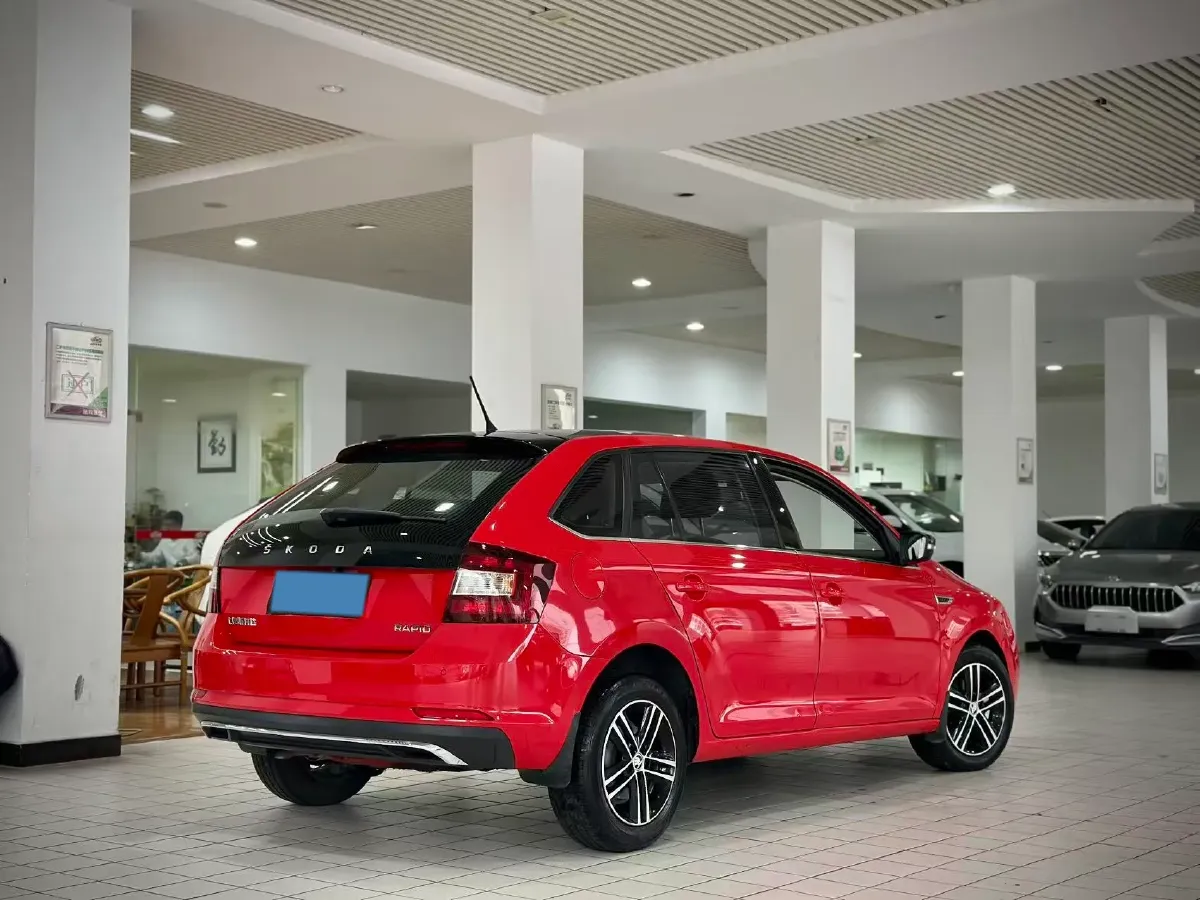 2019 Skoda Rapid Spaceback 1.5L 110HP L4 6AT,autocango,china used car exporter,china ev exporter,chinese used car exporter,chinese used ev exporter