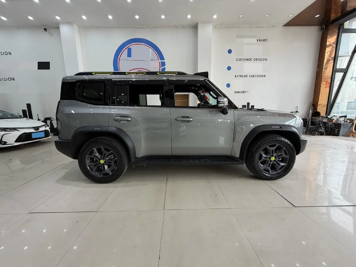 2023 Jetour Traveller 2.0T 254HP L4 7DCT,autocango,china used car exporter,china ev exporter,chinese used car exporter,chinese used ev exporter