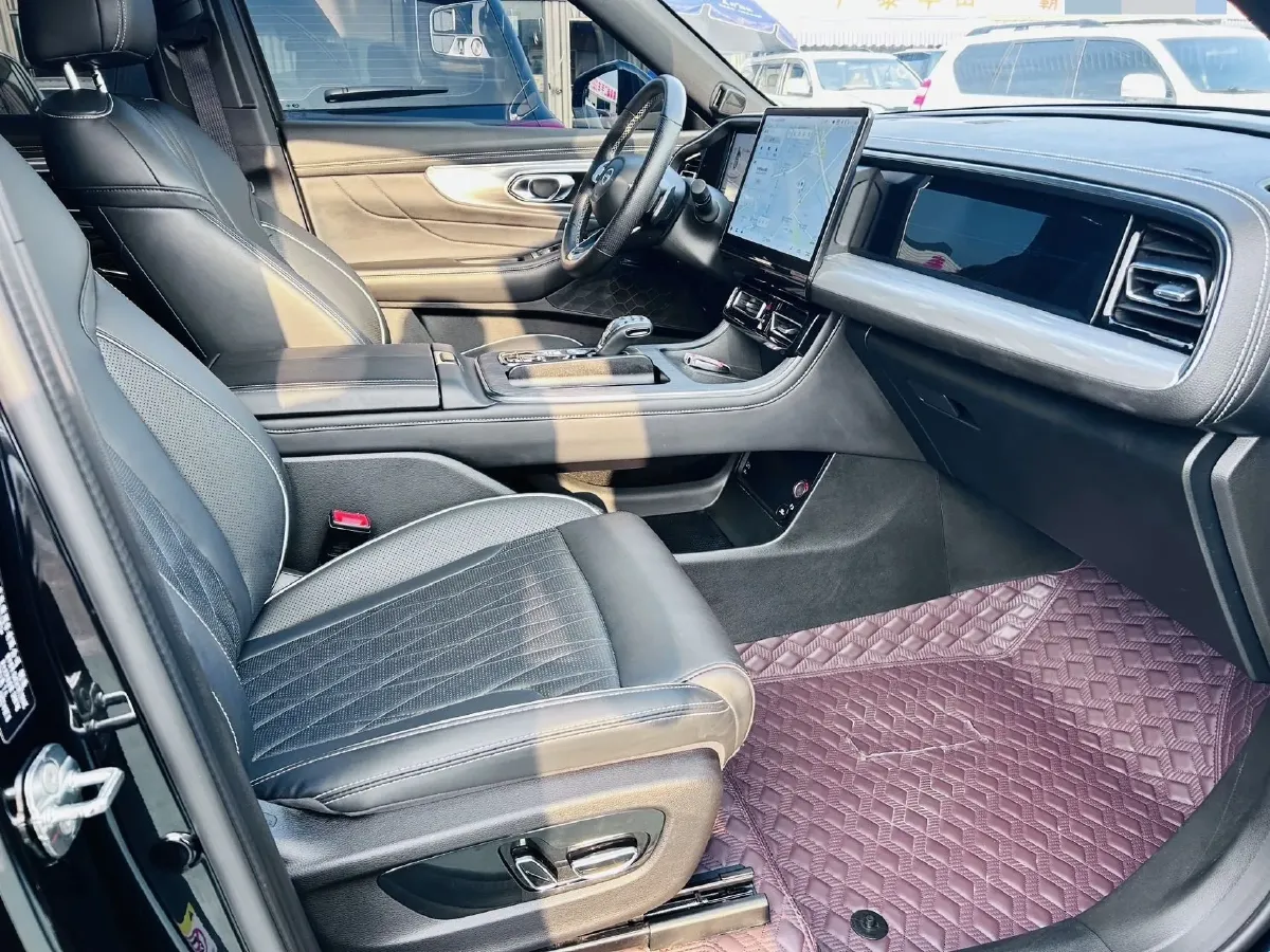 2024 GAC Trumpchi GS8 2.0T 252HP L4 8AT,autocango,china used car exporter,china ev exporter,chinese used car exporter,chinese used ev exporter