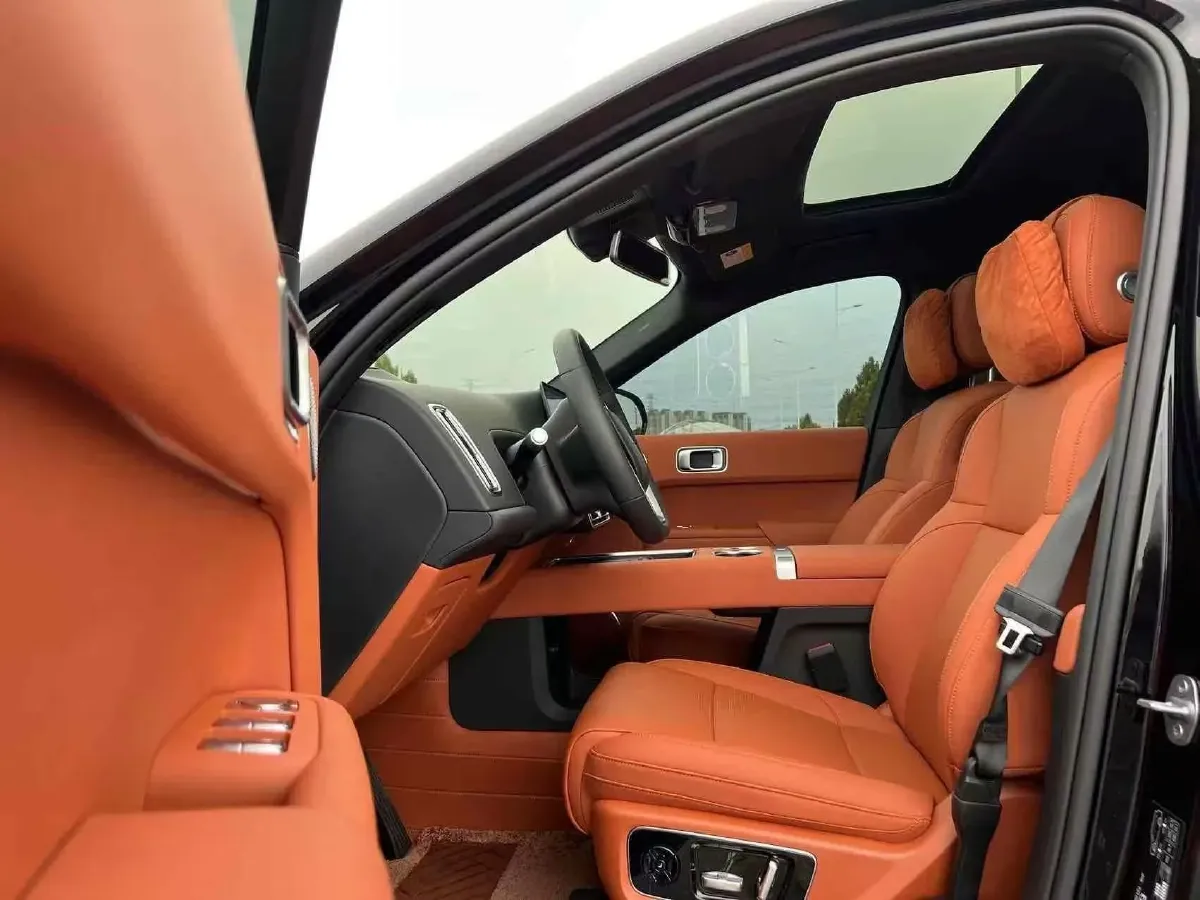 2024 Li L9 Range Extended 154HP REEV 52.3KWH,autocango,china used car exporter,china ev exporter,chinese used car exporter,chinese used ev exporter