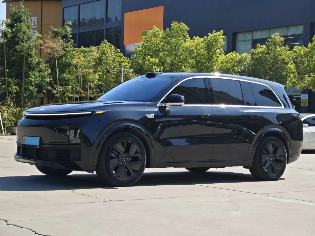 2024 Li L9 Range Extended 154HP REEV 52.3KWH,autocango,china used car exporter,china ev exporter,chinese used car exporter,chinese used ev exporter