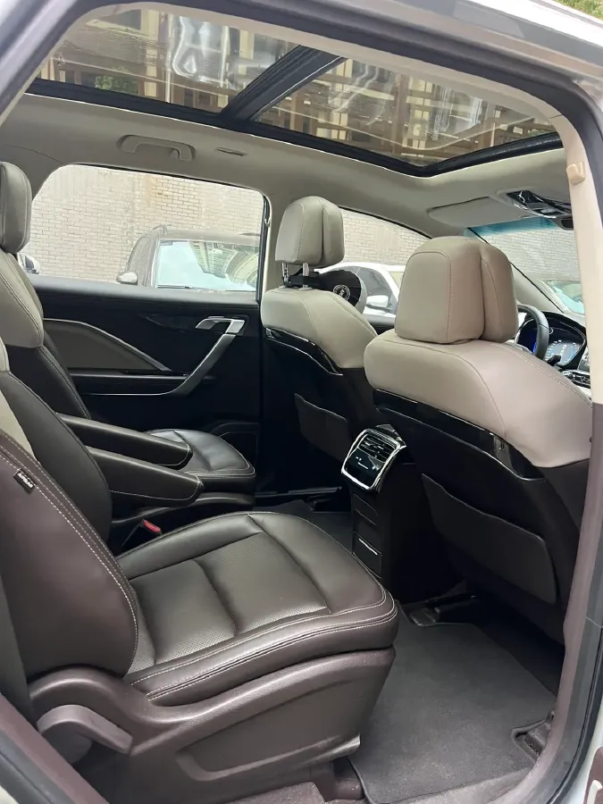 2019 Geely JiaJi 1.5T 177HP L3 7DCT,autocango,china used car exporter,china ev exporter,chinese used car exporter,chinese used ev exporter
