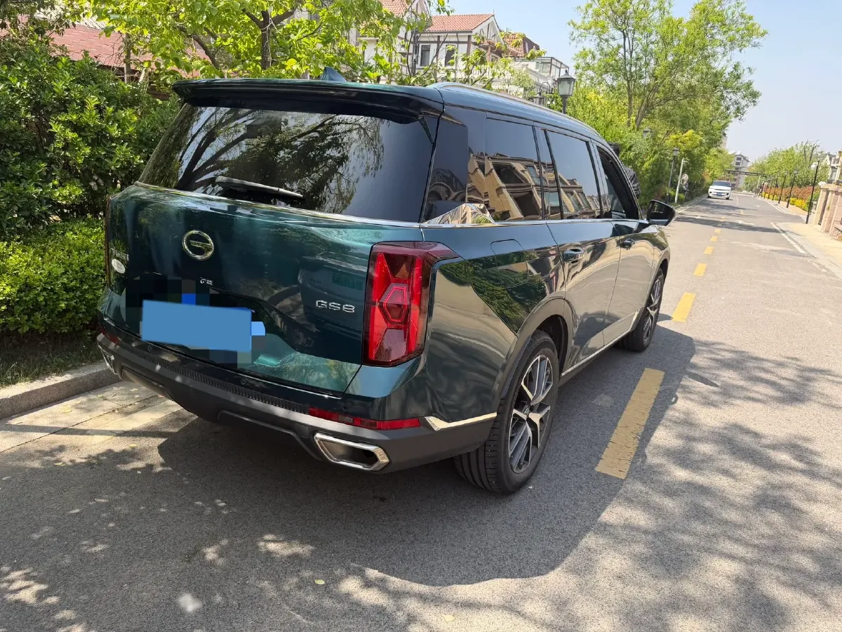 2022 GAC Trumpchi GS8 2.0T 252HP L4 8AT,autocango,china used car exporter,china ev exporter,chinese used car exporter,chinese used ev exporter