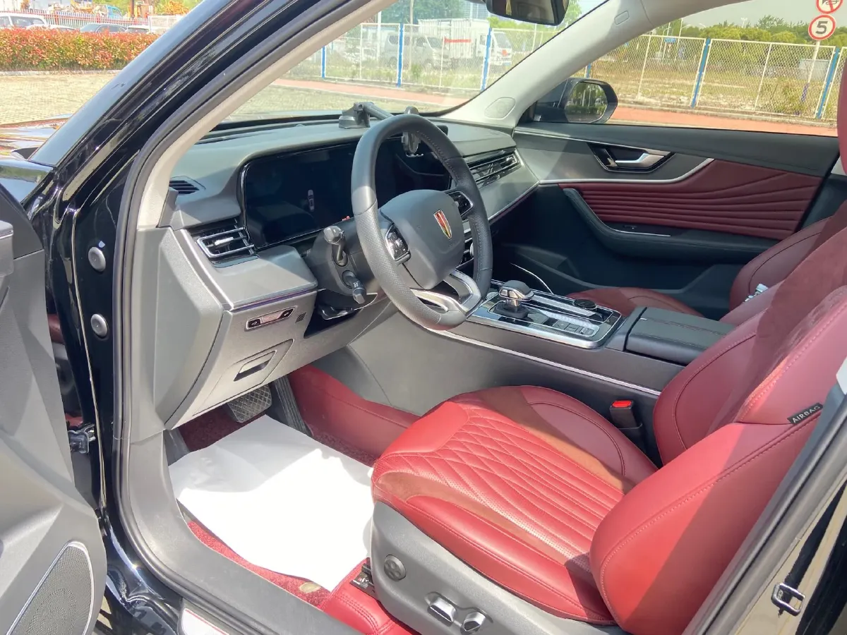 2023 HongQi HS5 2.0T 252HP L4 8AT,autocango,china used car exporter,china ev exporter,chinese used car exporter,chinese used ev exporter