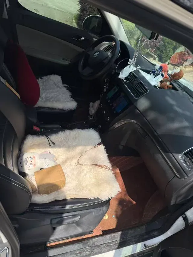 2017 Skoda Yeti 1.4T 150HP L4 7DCT,autocango,china used car exporter,china ev exporter,chinese used car exporter,chinese used ev exporter