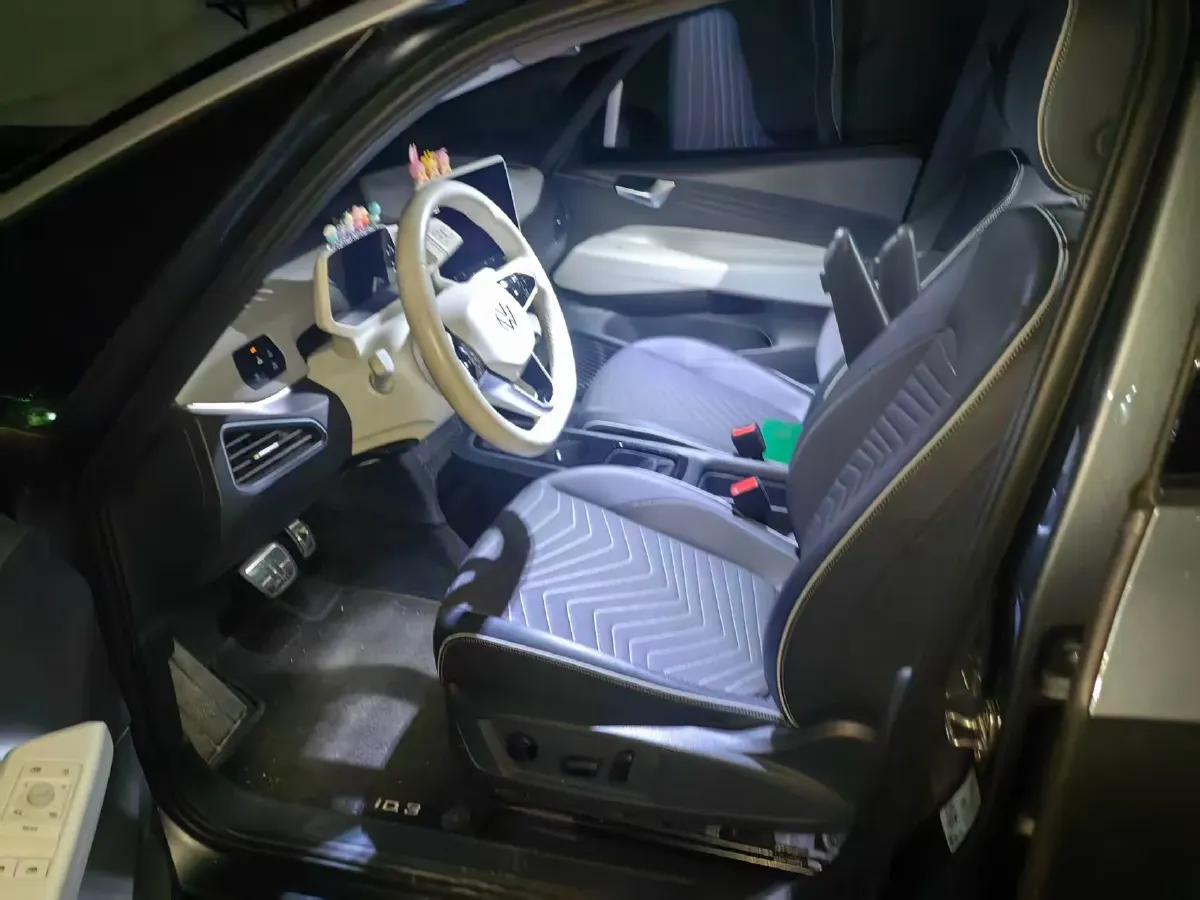 2023 Volkswagen ID.3 BEV 52.8KWH,autocango,china used car exporter,china ev exporter,chinese used car exporter,chinese used ev exporter