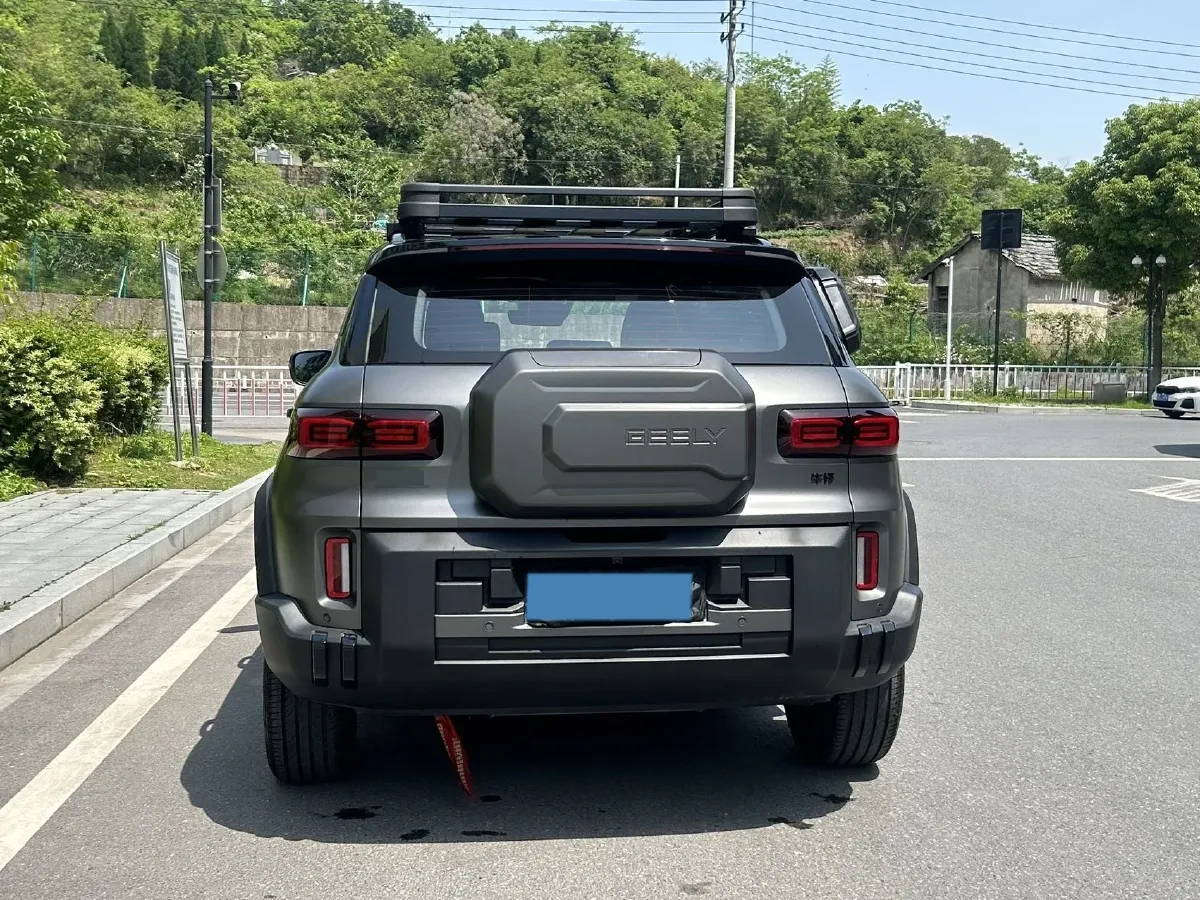 2025 Geely Cowboy 1.5T 181HP L4 7DCT,autocango,china used car exporter,china ev exporter,chinese used car exporter,chinese used ev exporter