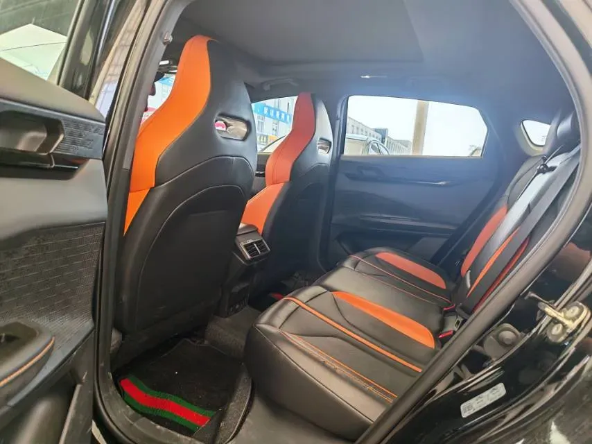 2024 ChangAn UNI-V 1.5T 188HP L4 7DCT,autocango,china used car exporter,china ev exporter,chinese used car exporter,chinese used ev exporter