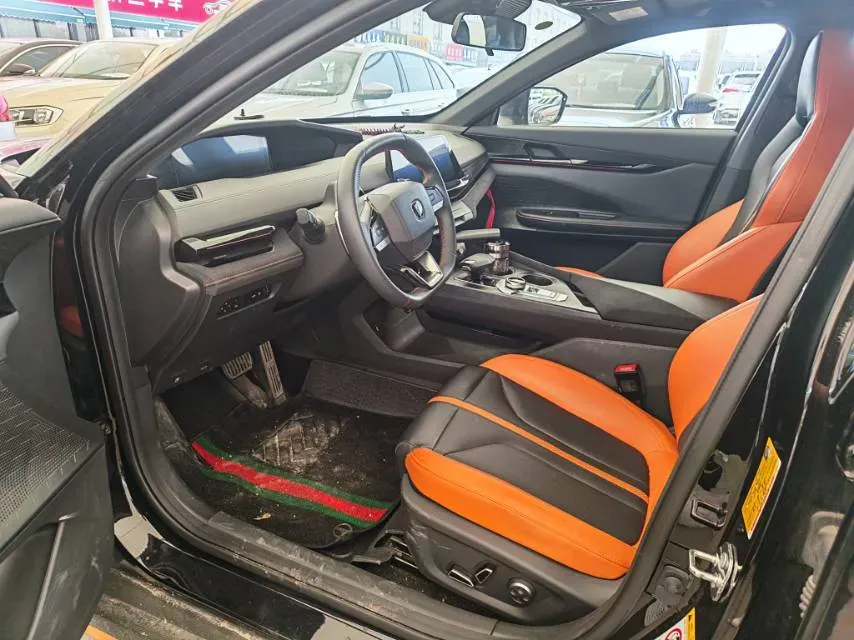 2024 ChangAn UNI-V 1.5T 188HP L4 7DCT,autocango,china used car exporter,china ev exporter,chinese used car exporter,chinese used ev exporter