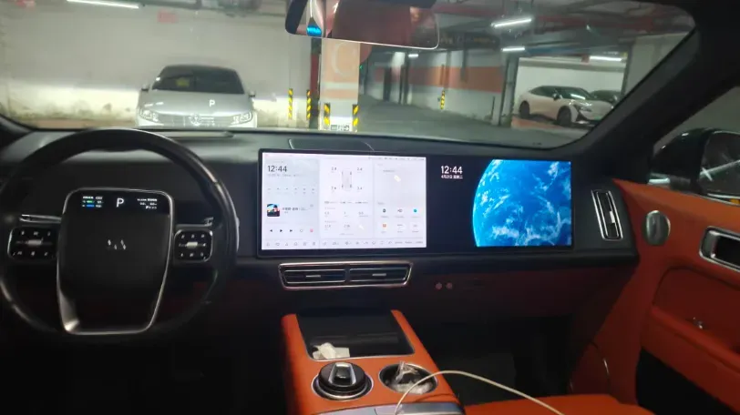 2023 Li L8 Range Extended 154HP REEV 40.9KWH,autocango,china used car exporter,china ev exporter,chinese used car exporter,chinese used ev exporter