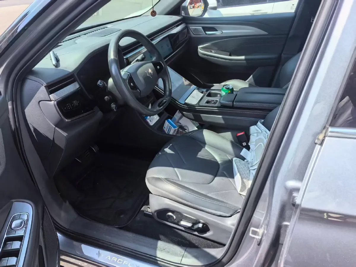 2023 ARCFOX αT BEV 94.5KWH,autocango,china used car exporter,china ev exporter,chinese used car exporter,chinese used ev exporter