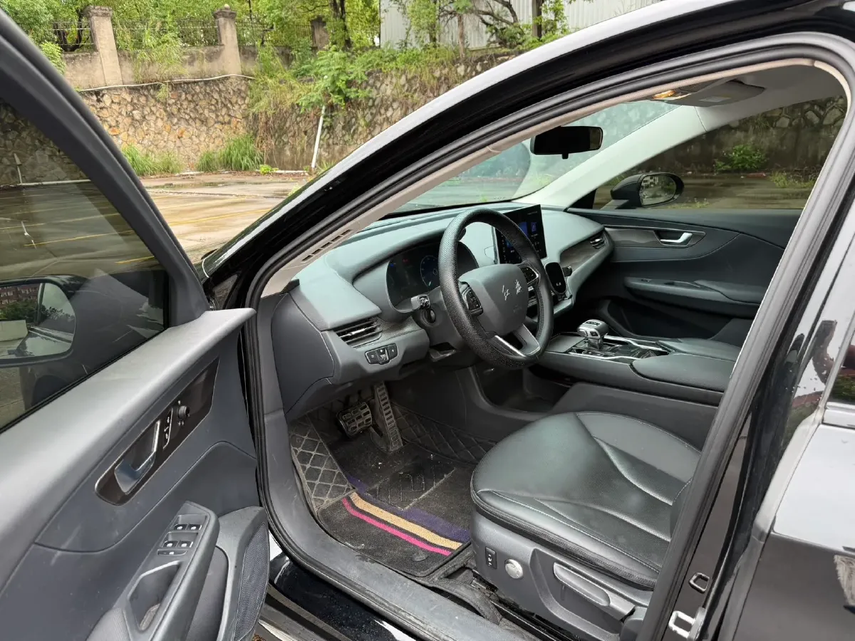 2023 HongQi E-QM5 BEV 54KWH,autocango,china used car exporter,china ev exporter,chinese used car exporter,chinese used ev exporter