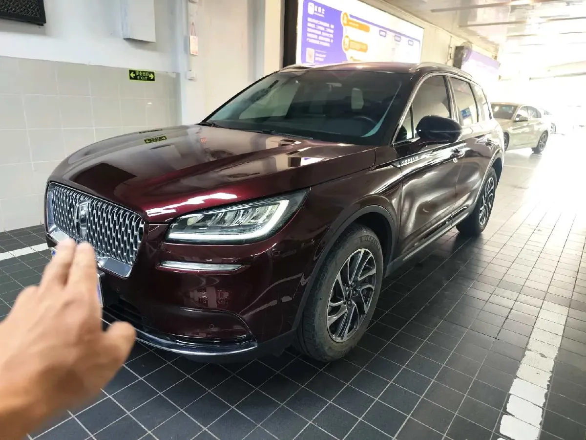 2022 Lincoln Corsair 2.0T 245HP L4 8AT,autocango,china used car exporter,china ev exporter,chinese used car exporter,chinese used ev exporter