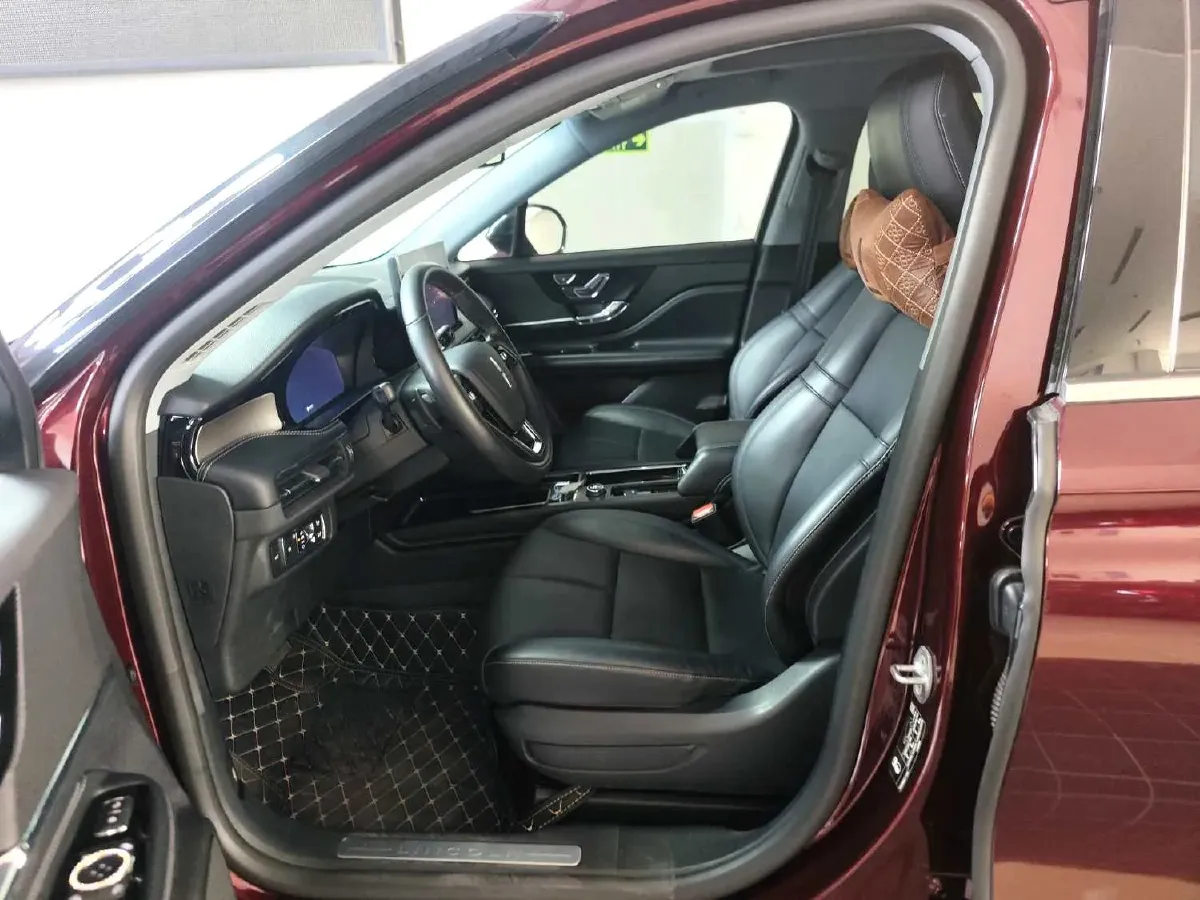 2022 Lincoln Corsair 2.0T 245HP L4 8AT,autocango,china used car exporter,china ev exporter,chinese used car exporter,chinese used ev exporter