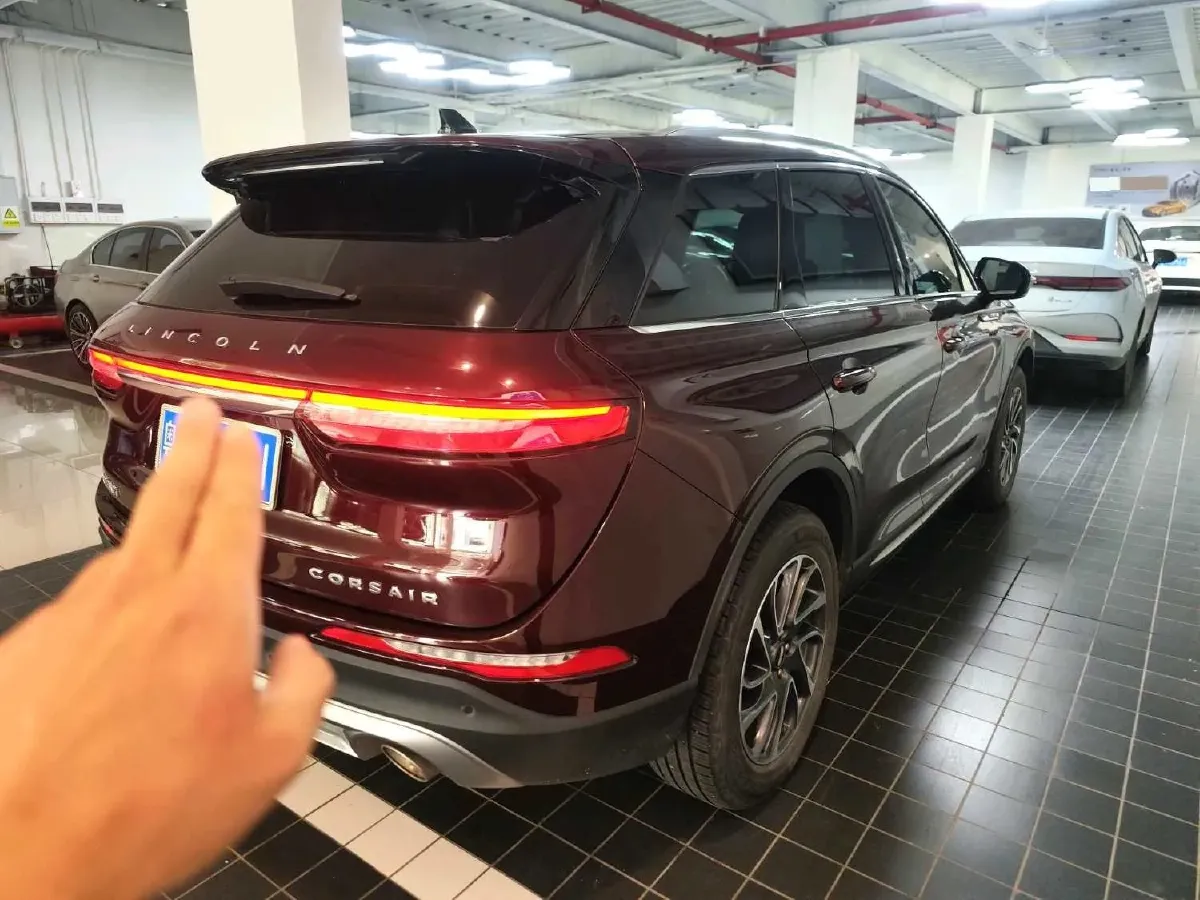 2022 Lincoln Corsair 2.0T 245HP L4 8AT,autocango,china used car exporter,china ev exporter,chinese used car exporter,chinese used ev exporter