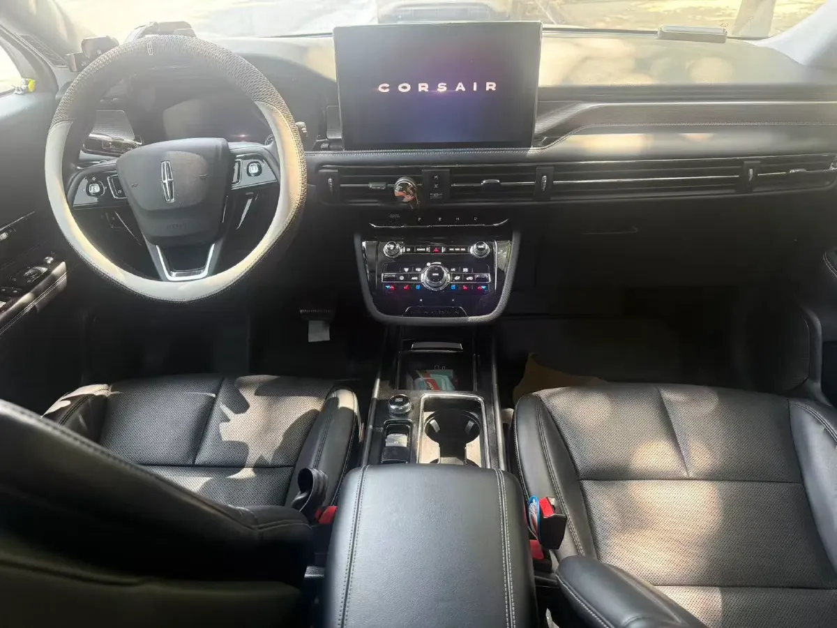 2021 Lincoln Corsair 2.0T 245HP L4 8AT,autocango,china used car exporter,china ev exporter,chinese used car exporter,chinese used ev exporter