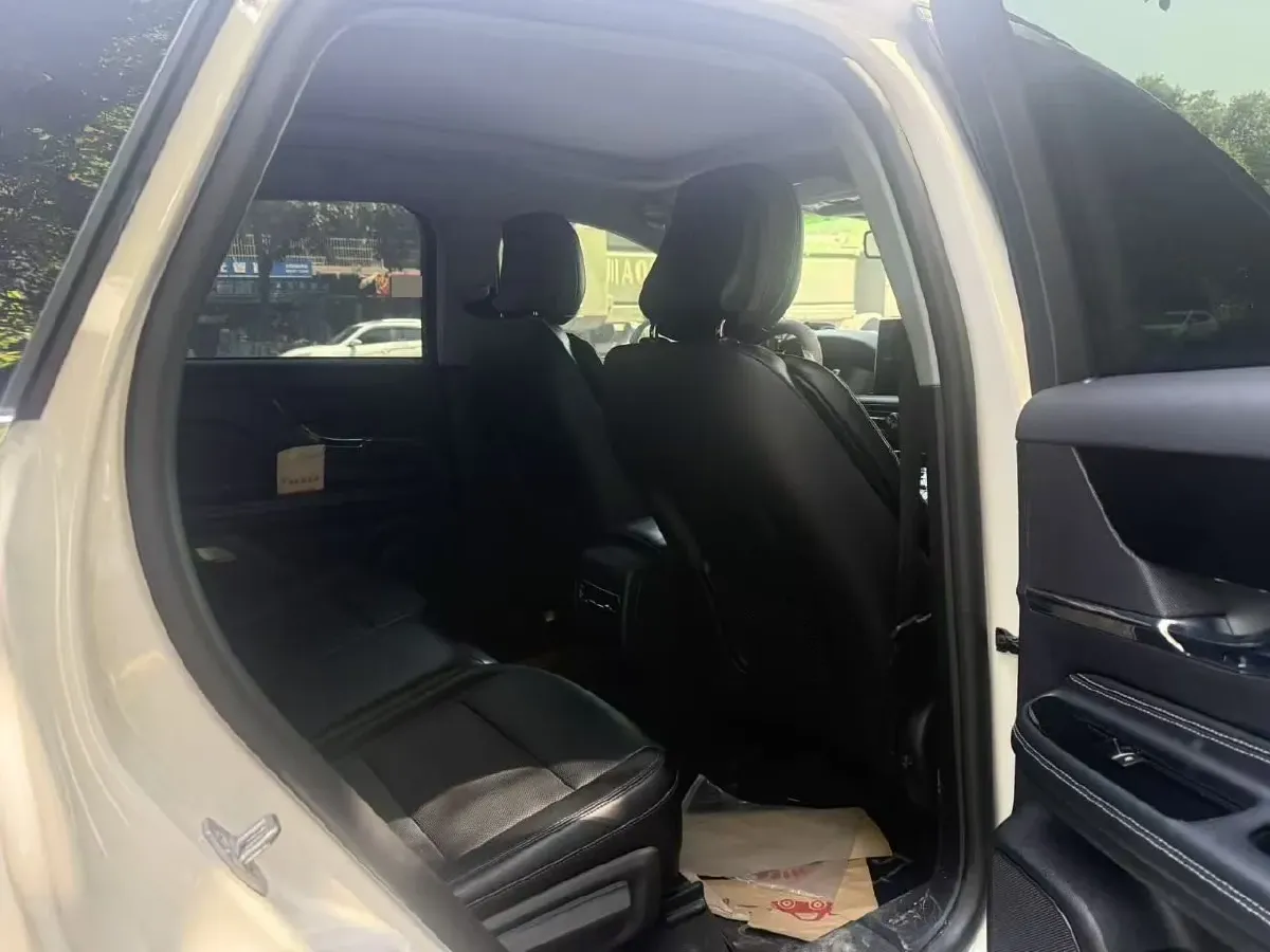 2021 Lincoln Corsair 2.0T 245HP L4 8AT,autocango,china used car exporter,china ev exporter,chinese used car exporter,chinese used ev exporter