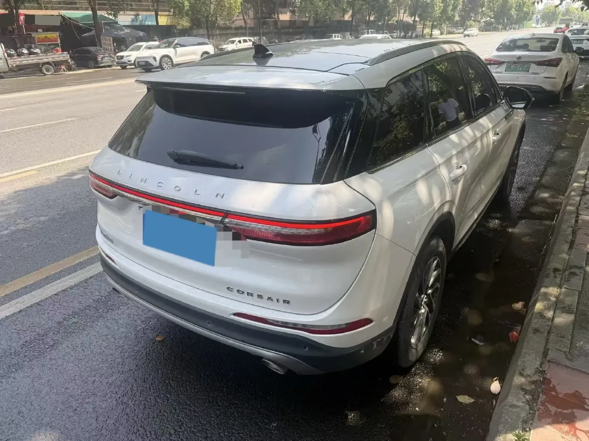 2021 Lincoln Corsair 2.0T 245HP L4 8AT,autocango,china used car exporter,china ev exporter,chinese used car exporter,chinese used ev exporter