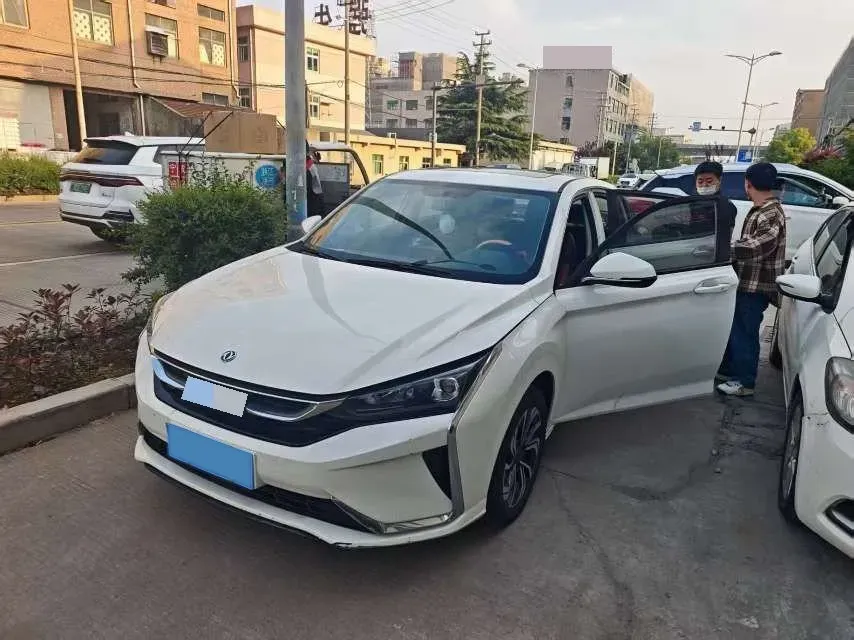 2021 DongFeng Aeolus YiXuan 1.5T 150HP L4 6DCT,autocango,china used car exporter,china ev exporter,chinese used car exporter,chinese used ev exporter