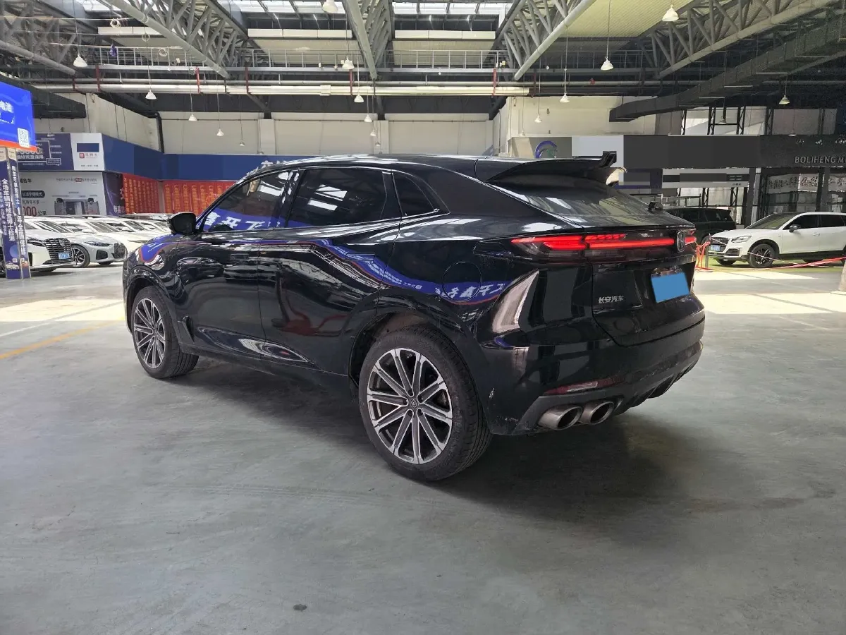 2021 ChangAn UNI-K 2.0T 233HP L4 8AT,autocango,china used car exporter,china ev exporter,chinese used car exporter,chinese used ev exporter