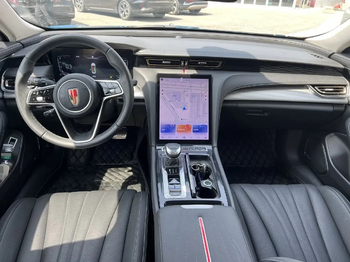 2023 HongQi H5 2.0T 224HP L4 8AT,autocango,china used car exporter,china ev exporter,chinese used car exporter,chinese used ev exporter