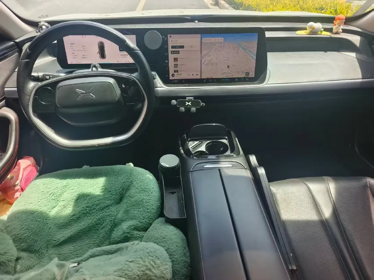 2020 DS 7 1.6T 215HP L4 8AT,autocango,china used car exporter,china ev exporter,chinese used car exporter,chinese used ev exporter