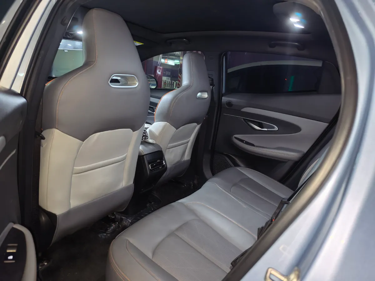 2022 ChangAn UNI-T 1.5T 188HP L4 7DCT,autocango,china used car exporter,china ev exporter,chinese used car exporter,chinese used ev exporter