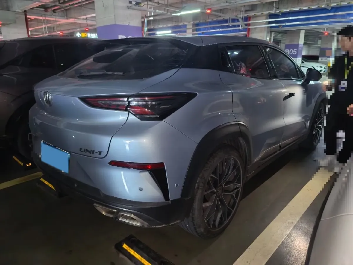 2022 ChangAn UNI-T 1.5T 188HP L4 7DCT,autocango,china used car exporter,china ev exporter,chinese used car exporter,chinese used ev exporter