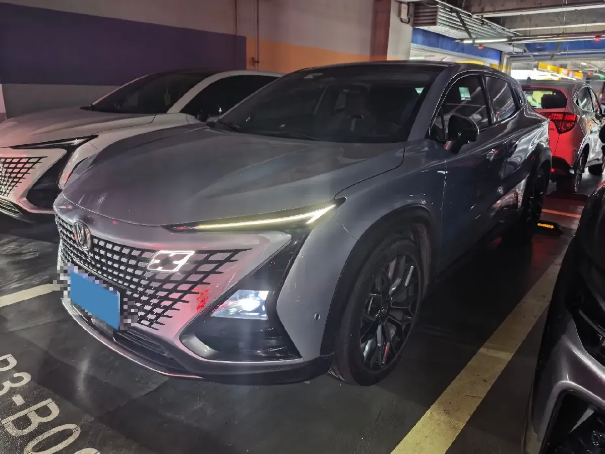 2022 ChangAn UNI-T 1.5T 188HP L4 7DCT,autocango,china used car exporter,china ev exporter,chinese used car exporter,chinese used ev exporter