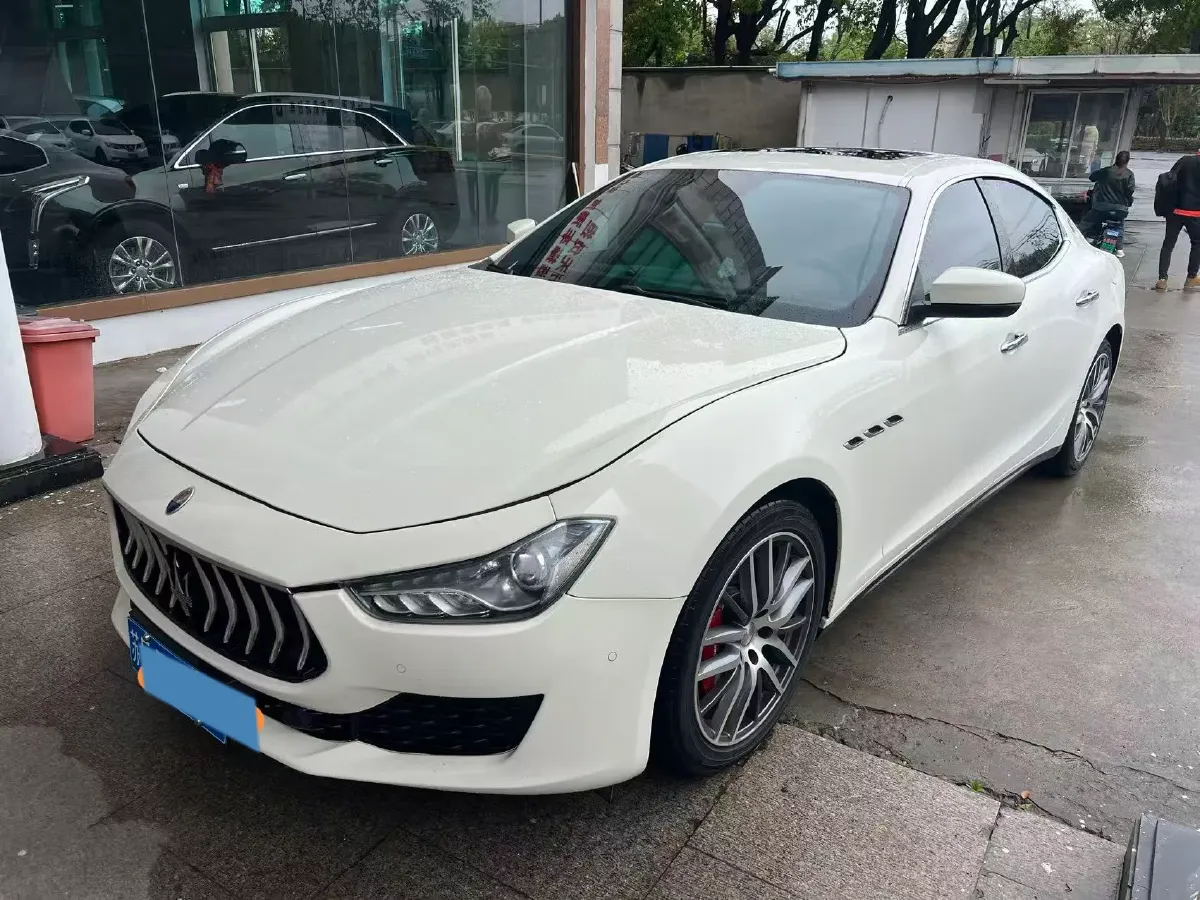 2018 Maserati Ghibli 3.0T 350HP V6 8AT,autocango,china used car exporter,china ev exporter,chinese used car exporter,chinese used ev exporter