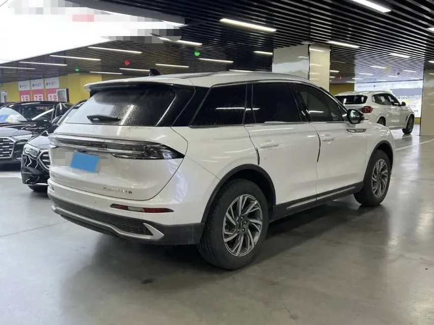 2023 Lincoln Corsair 2.0T 261HP L4 8AT,autocango,china used car exporter,china ev exporter,chinese used car exporter,chinese used ev exporter