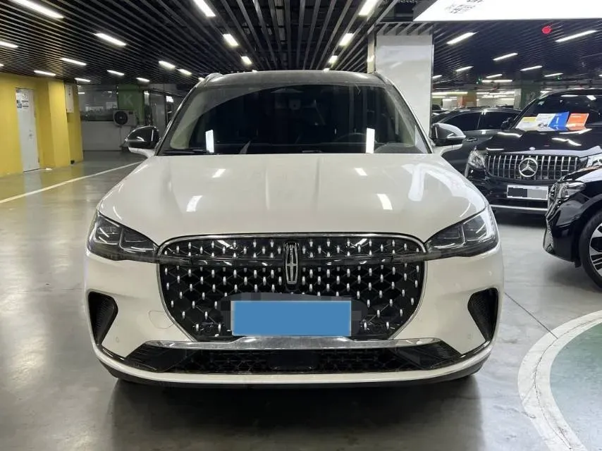 2023 Lincoln Corsair 2.0T 261HP L4 8AT,autocango,china used car exporter,china ev exporter,chinese used car exporter,chinese used ev exporter