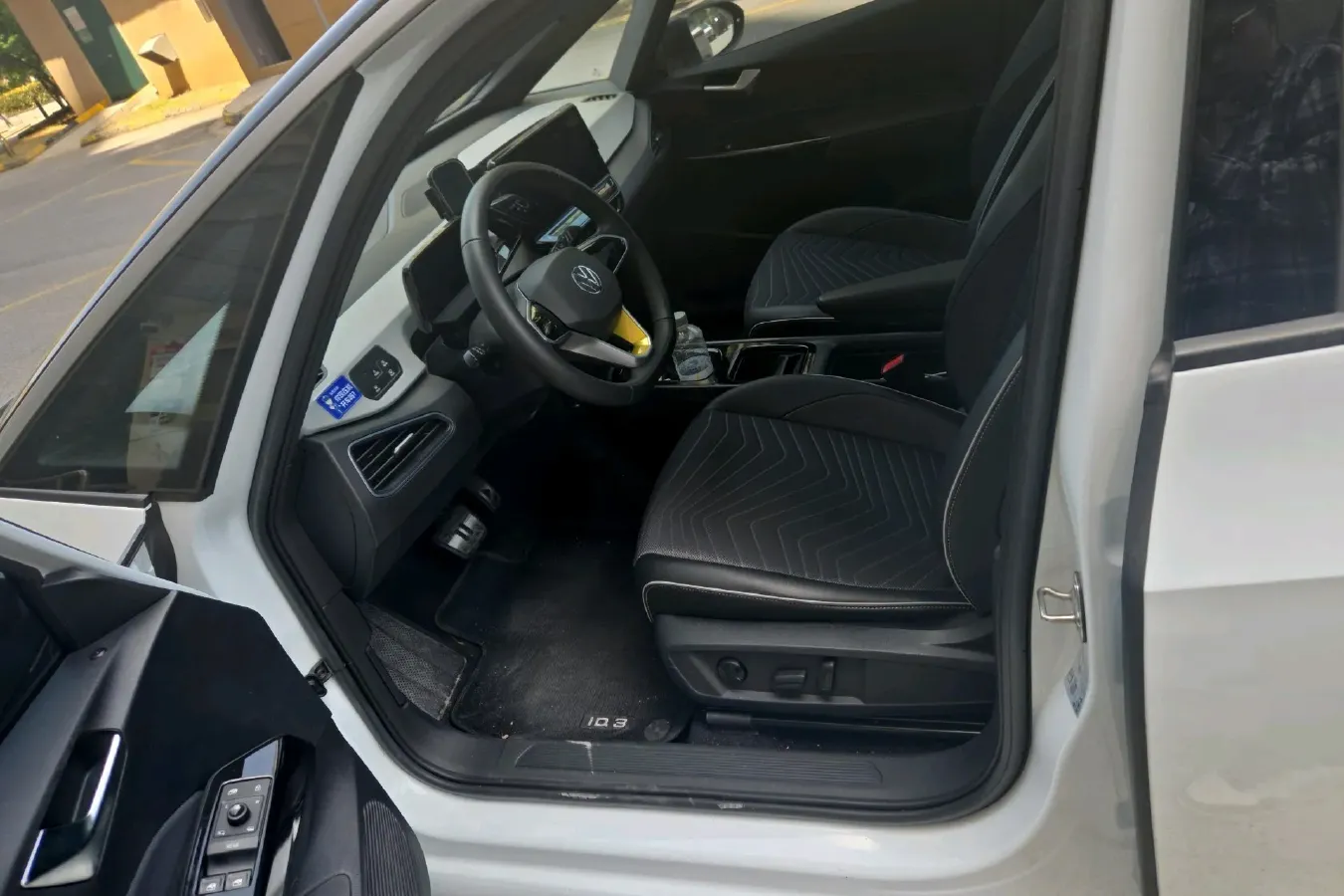 2023 Volkswagen ID.3 BEV 52.8KWH,autocango,china used car exporter,china ev exporter,chinese used car exporter,chinese used ev exporter