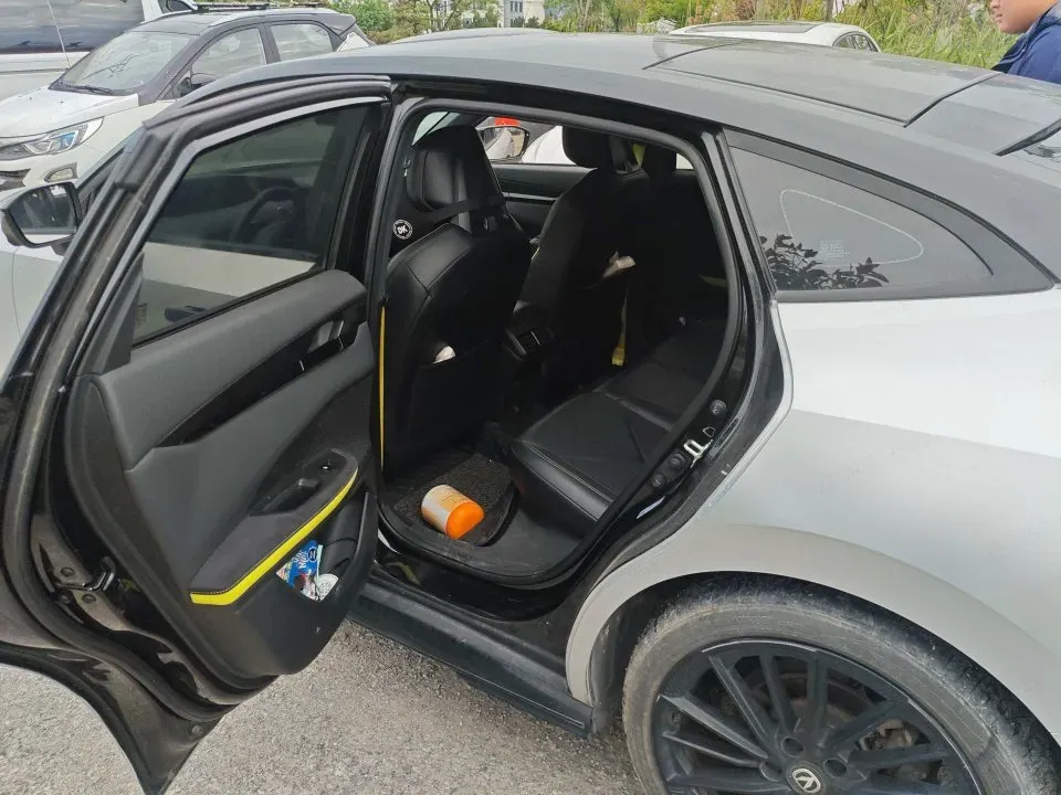 2022 ChangAn UNI-V 1.5T 188HP L4 7DCT,autocango,china used car exporter,china ev exporter,chinese used car exporter,chinese used ev exporter