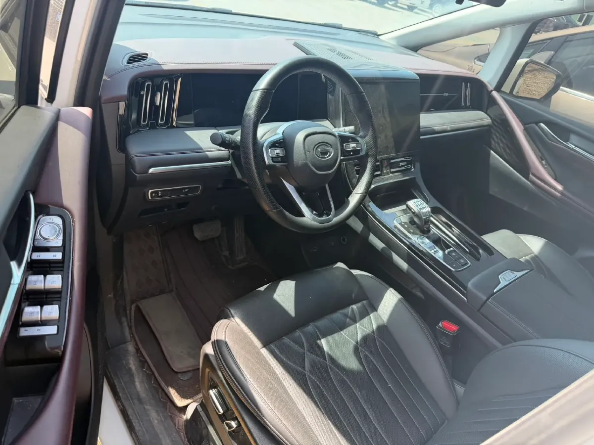 2024 GAC Trumpchi M8 2.0T 252HP L4 8AT,autocango,china used car exporter,china ev exporter,chinese used car exporter,chinese used ev exporter