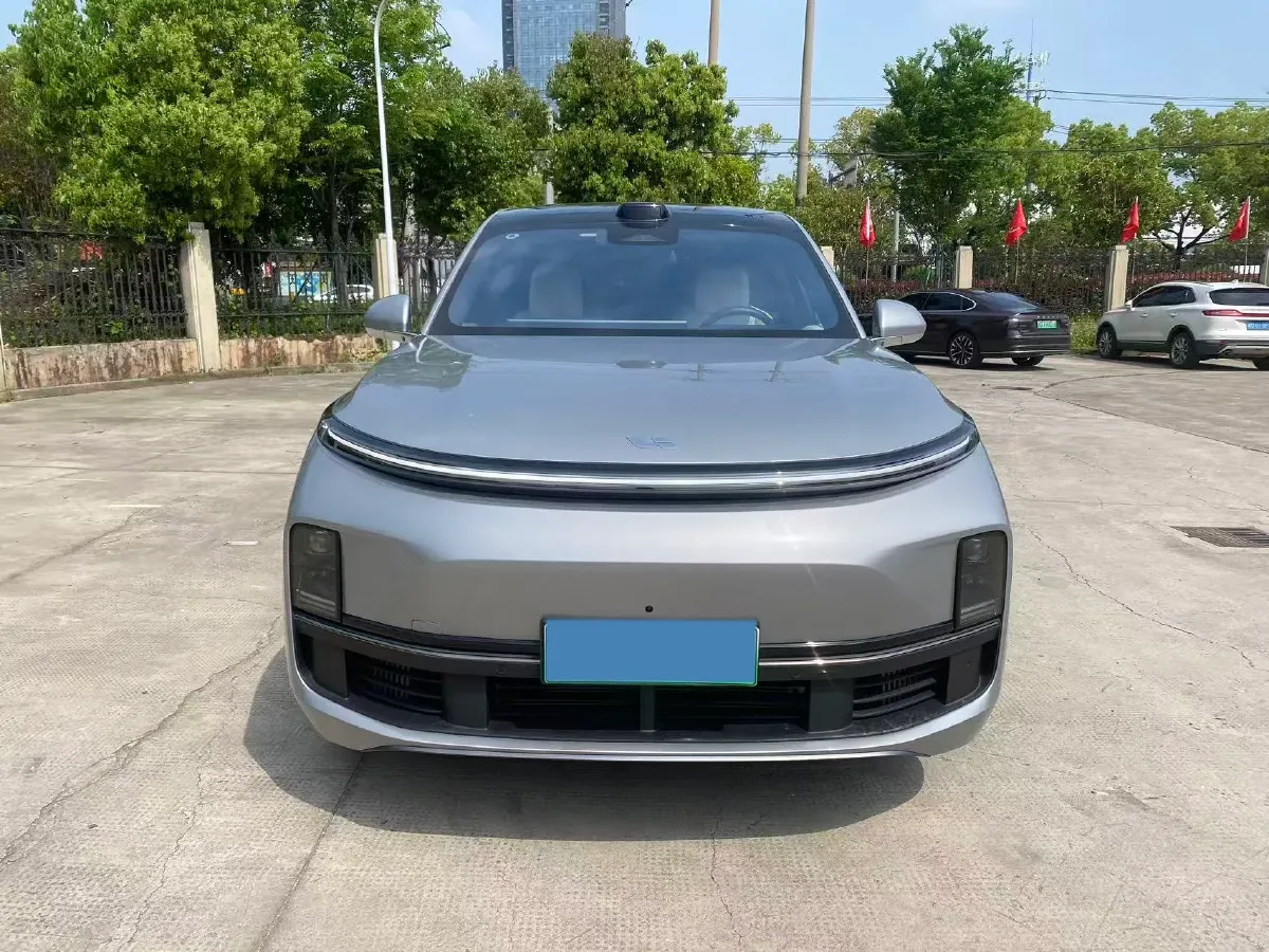 2024 Li L9 Range Extended 154HP REEV 52.3KWH,autocango,china used car exporter,china ev exporter,chinese used car exporter,chinese used ev exporter