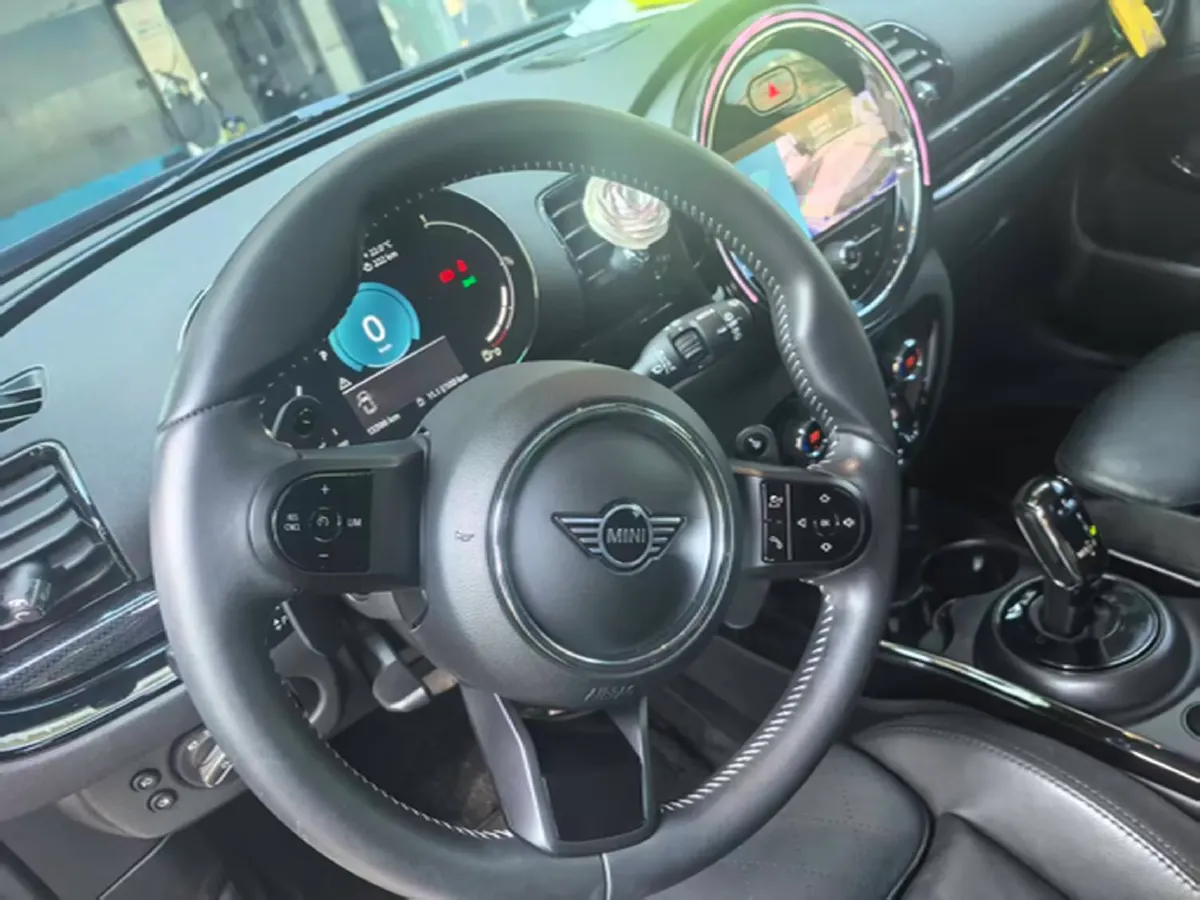 2023 MINI CLUBMAN 2.0T 192HP L4 7DCT,autocango,china used car exporter,china ev exporter,chinese used car exporter,chinese used ev exporter