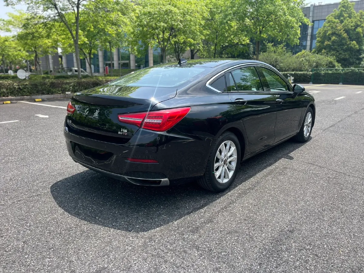 2019 HongQi H5 1.8T 180HP L4 6AT,autocango,china used car exporter,china ev exporter,chinese used car exporter,chinese used ev exporter