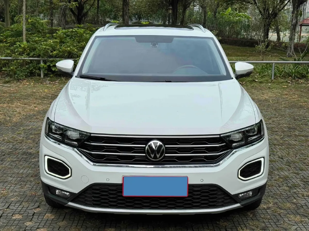 2022 Volkswagen T-Roc 1.4T 150HP L4 7DCT,autocango,china used car exporter,china ev exporter,chinese used car exporter,chinese used ev exporter