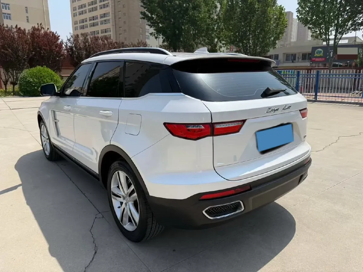 2018 Zotye T700 1.8T 177HP L4 6DCT,autocango,china used car exporter,china ev exporter,chinese used car exporter,chinese used ev exporter