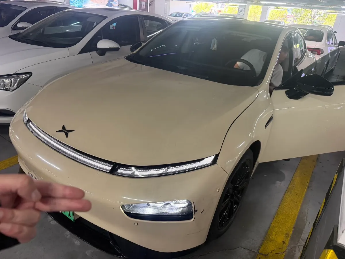 2020 Xpeng P7 BEV 70.8KWH,autocango,china used car exporter,china ev exporter,chinese used car exporter,chinese used ev exporter