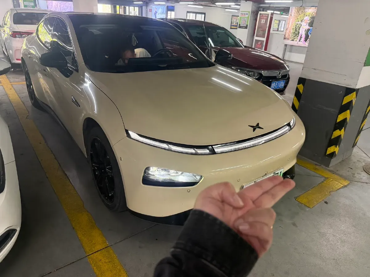 2020 Xpeng P7 BEV 70.8KWH,autocango,china used car exporter,china ev exporter,chinese used car exporter,chinese used ev exporter