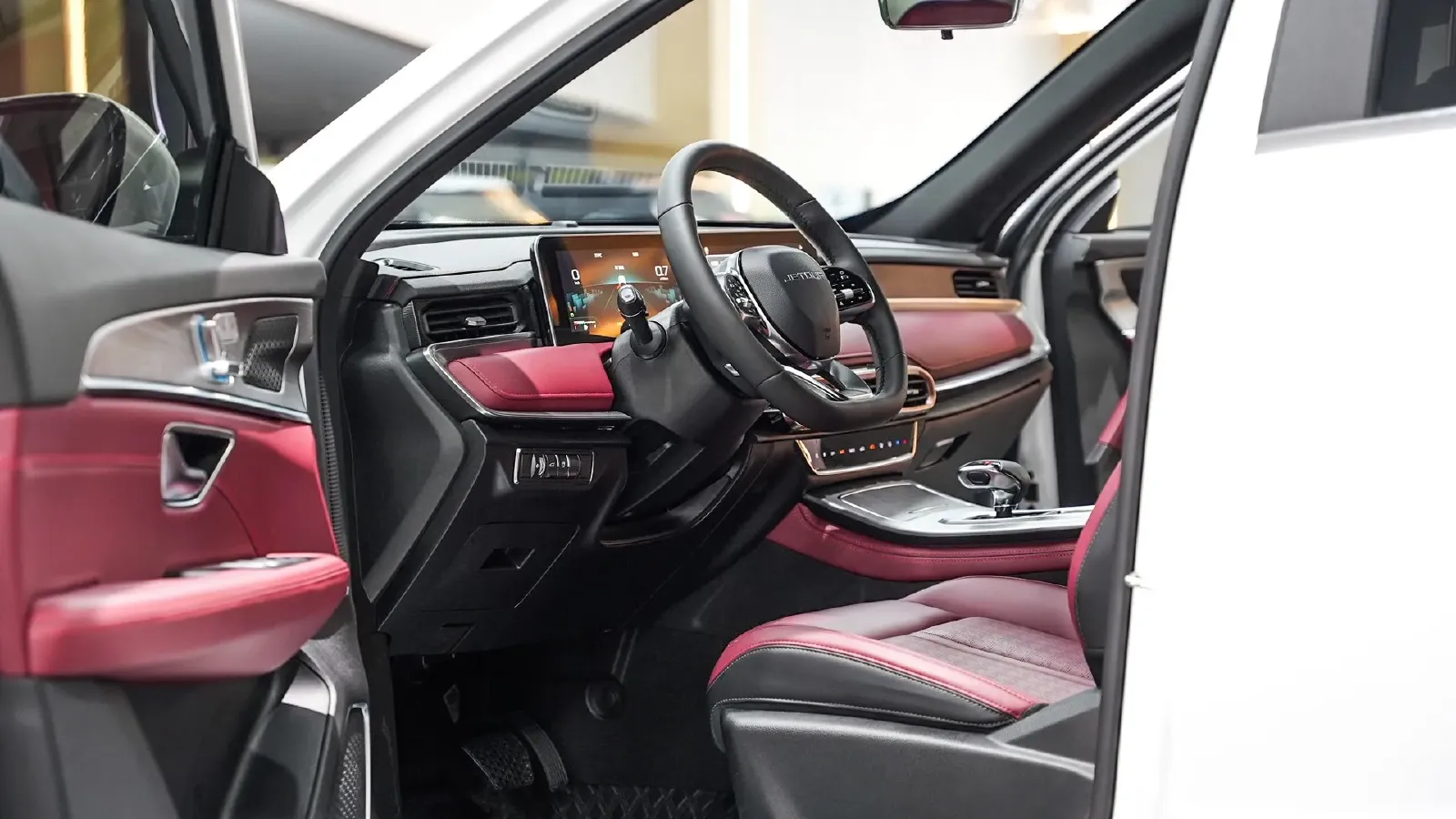 2025 Jetour X70 Plus 1.5T 156HP L4 6DCT,autocango,china used car exporter,china ev exporter,chinese used car exporter,chinese used ev exporter